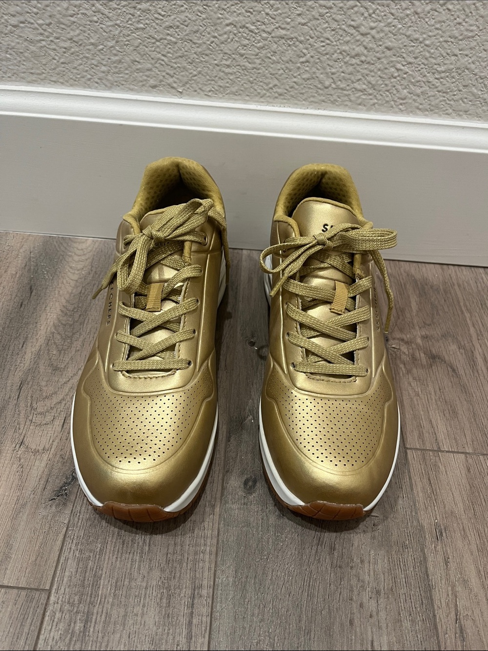 Gold Metallic women’s Sneakers - Stylish Everyday Trainers
